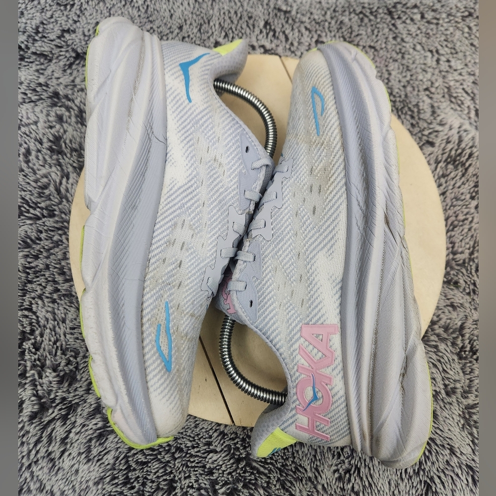 Hoka One One Clifton 9 Athletic Running Blue Pink Sneaker Women's Size 8.5 B - Picture 6 of 9